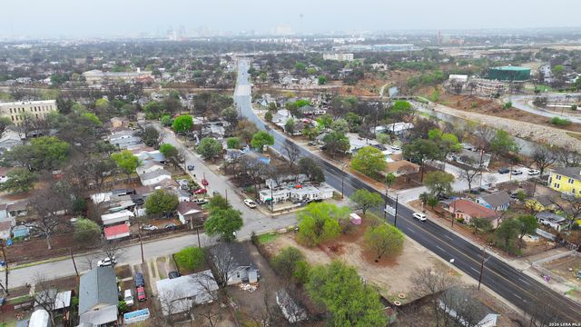 324 Truax, San Antonio, TX 78204