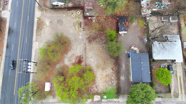324 Truax, San Antonio, TX 78204