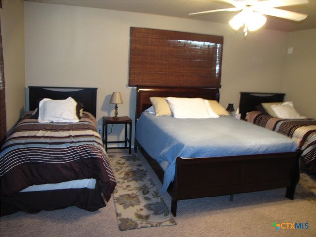 730 E Mather Street, New Braunfels, TX 78130