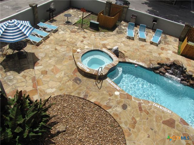 730 E Mather Street, New Braunfels, TX 78130
