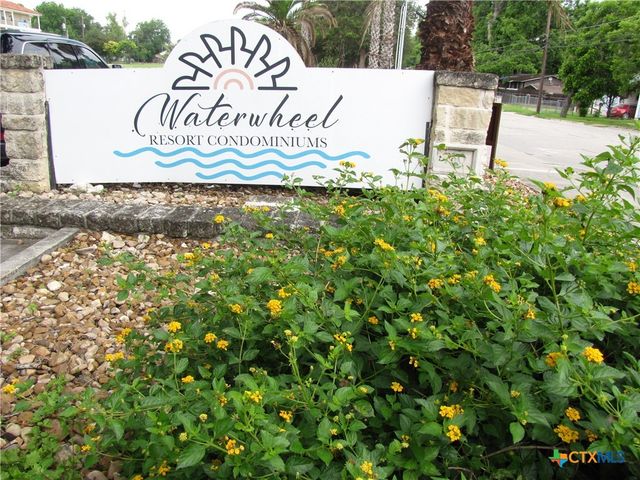 730 E Mather Street, New Braunfels, TX 78130