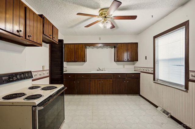 3978 N Michigan Avenue, Carrollton Twp, MI 48604
