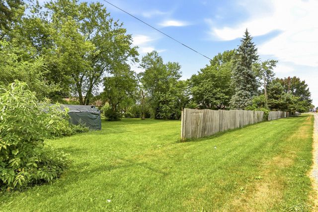 3978 N Michigan Avenue, Carrollton Twp, MI 48604
