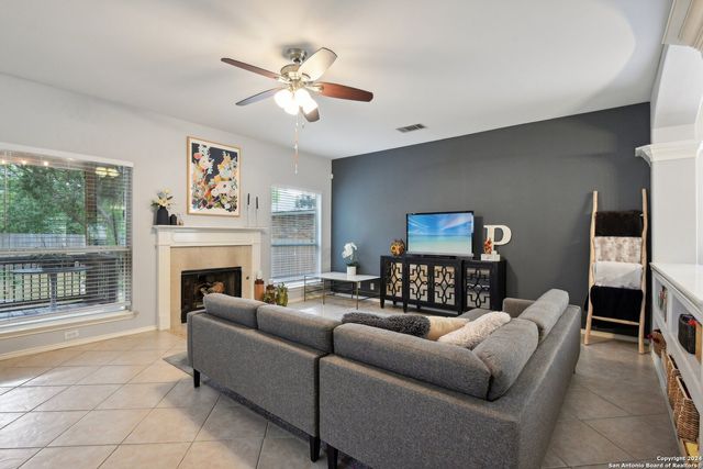 2314 WINNING COLORS, San Antonio, TX 78248