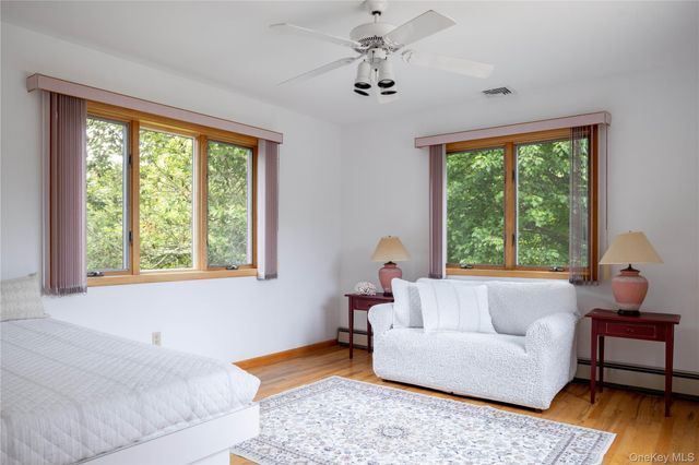 100 Bayberry Lane, Southold, NY 11971