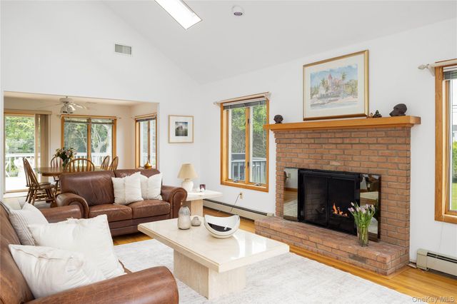 100 Bayberry Lane, Southold, NY 11971