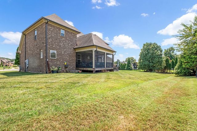 120 Fraser Pl, Hendersonville, TN 37075