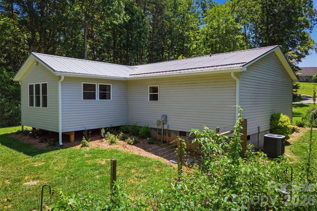 5926 Dysartsville Road, Morganton, NC 28655