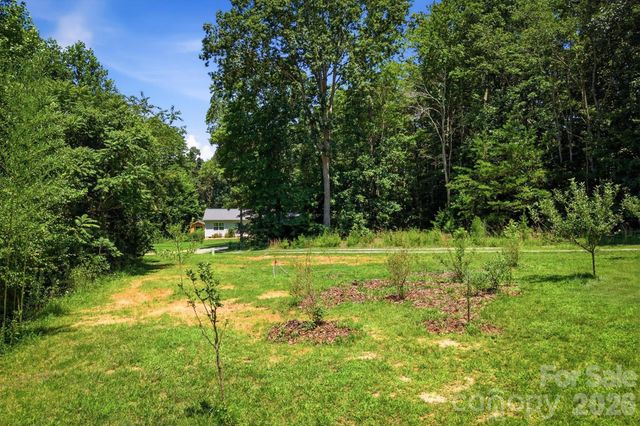 5926 Dysartsville Road, Morganton, NC 28655