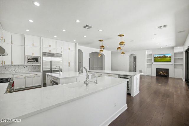 18418 N 97TH Place, Scottsdale, AZ 85255