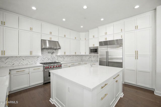 18418 N 97TH Place, Scottsdale, AZ 85255