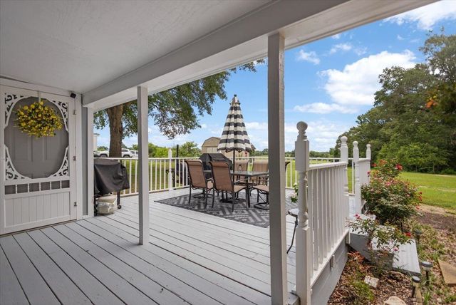 3989 Bob O Link, Gilmer, TX 75645