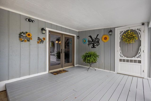 3989 Bob O Link, Gilmer, TX 75645