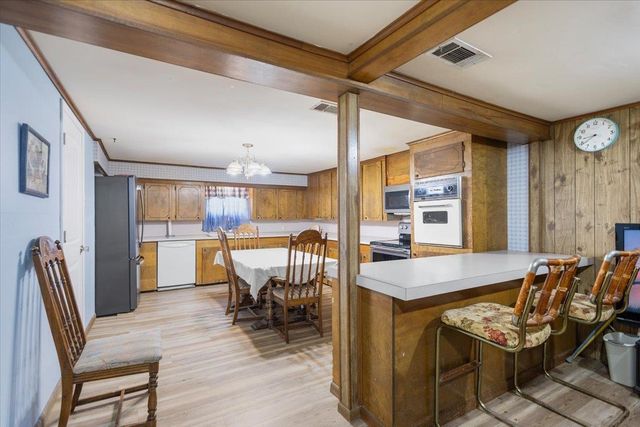 3989 Bob O Link, Gilmer, TX 75645