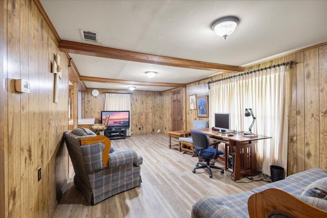 3989 Bob O Link, Gilmer, TX 75645