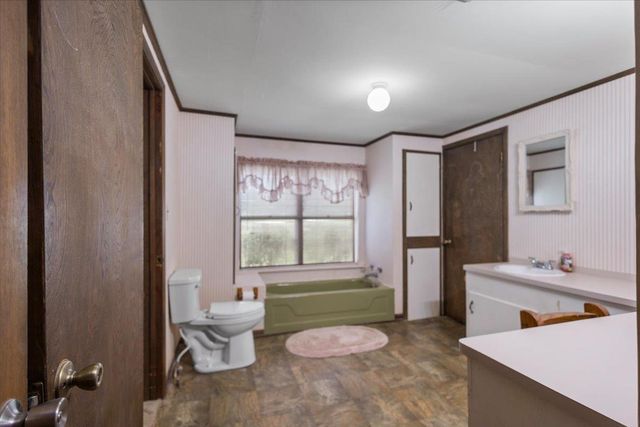 3989 Bob O Link, Gilmer, TX 75645