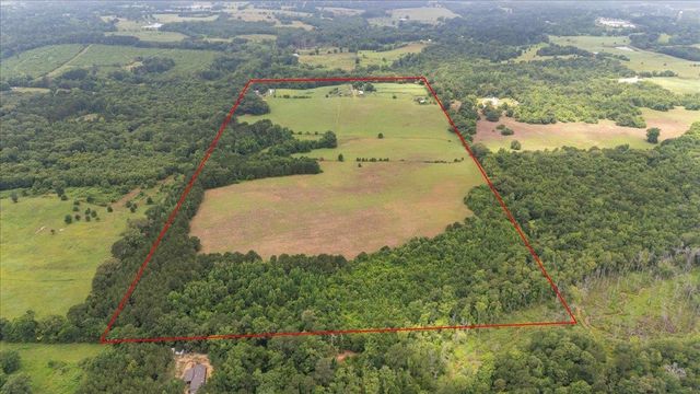 3989 Bob O Link, Gilmer, TX 75645