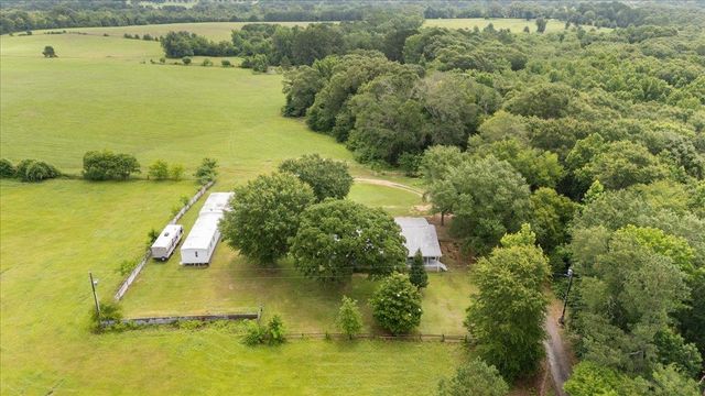3989 Bob O Link, Gilmer, TX 75645