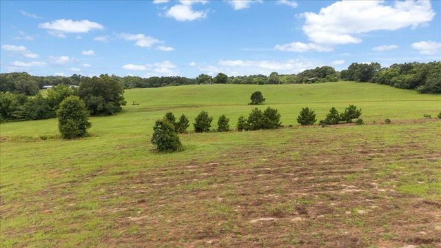 3989 Bob O Link, Gilmer, TX 75645