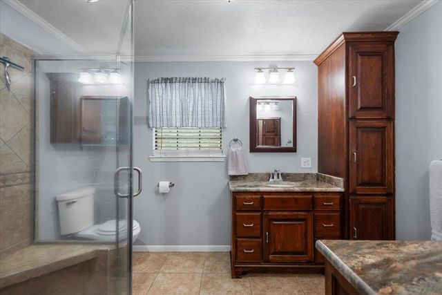 3989 Bob O Link, Gilmer, TX 75645