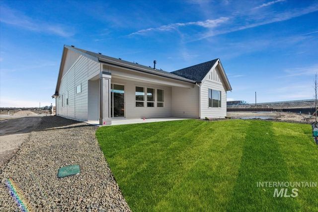 8119 W Show Horse Ct, Meridian, ID 83646