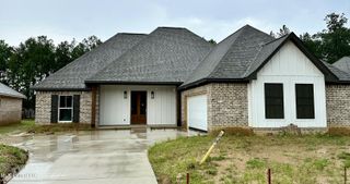 213 Wethersfield Drive, Florence, MS 39073