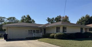 3914 Dosh Road, Des Moines, IA 50310