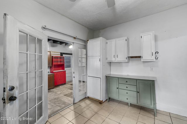 4104 Garland Ave, Louisville, KY 40211