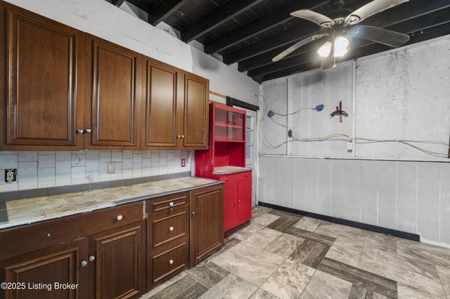 4104 Garland Ave, Louisville, KY 40211