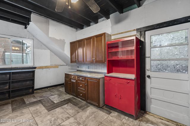 4104 Garland Ave, Louisville, KY 40211