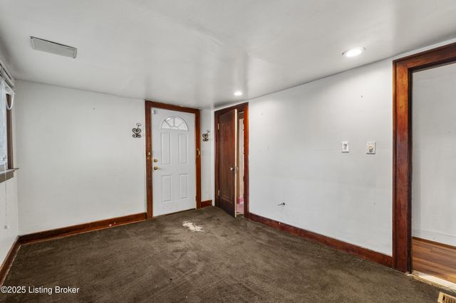 4104 Garland Ave, Louisville, KY 40211