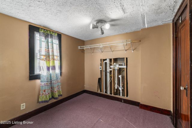 4104 Garland Ave, Louisville, KY 40211