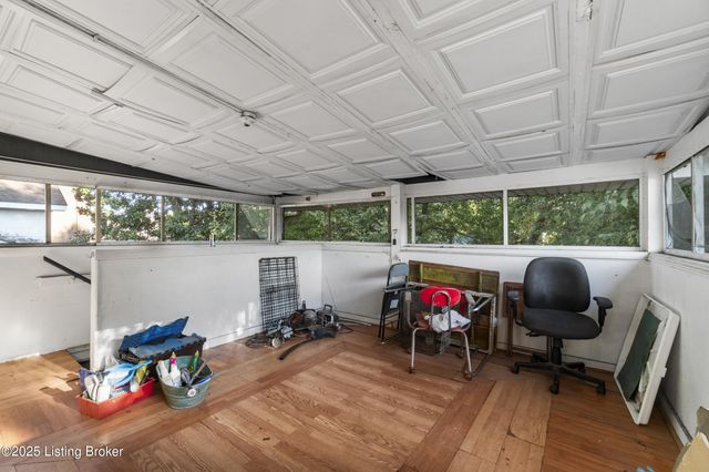 4104 Garland Ave, Louisville, KY 40211