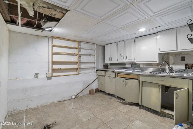 4104 Garland Ave, Louisville, KY 40211