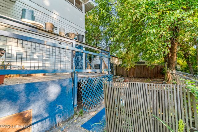 4104 Garland Ave, Louisville, KY 40211