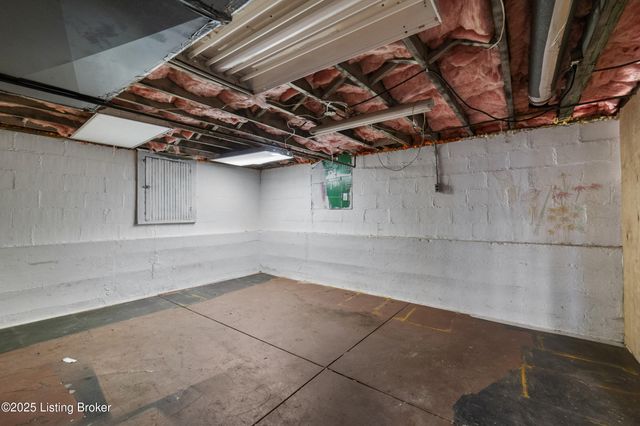 4104 Garland Ave, Louisville, KY 40211