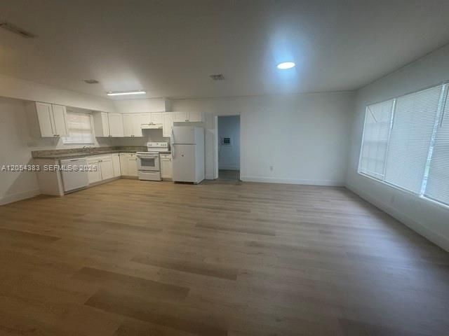 374 NE 171 Street, North Miami Beach, FL 33162