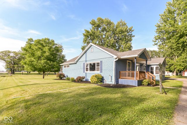 2140 State Road 13, Lapel, IN 46051