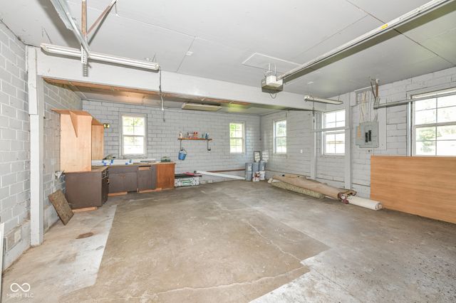 2140 State Road 13, Lapel, IN 46051