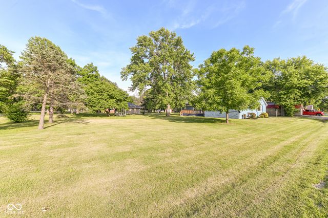 2140 State Road 13, Lapel, IN 46051