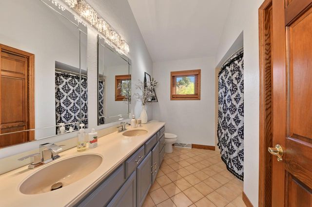 19775 Trilby COURT, Brookfield, WI 53045