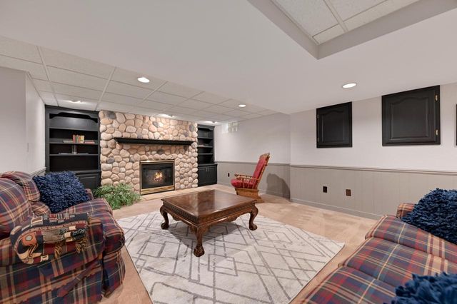 19775 Trilby COURT, Brookfield, WI 53045