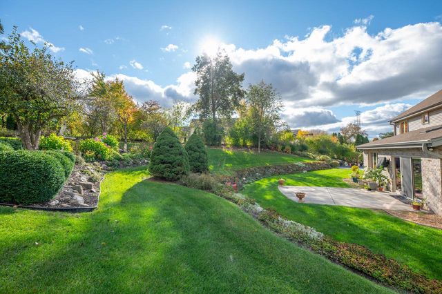 19775 Trilby COURT, Brookfield, WI 53045