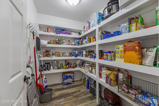 1967 RALEY CREEK Drive W, Jacksonville, FL 32225