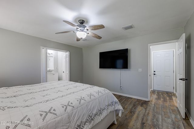 1967 RALEY CREEK Drive W, Jacksonville, FL 32225