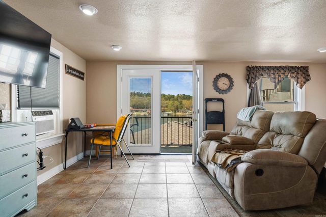 105 Chambers Pt Apt 31, Hot Springs, AR 71913