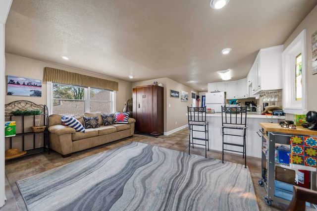 105 Chambers Pt Apt 31, Hot Springs, AR 71913