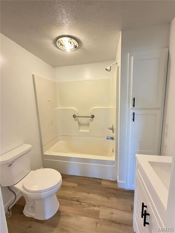 804 S Askins Street, Salem, MO 65560