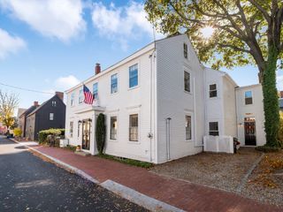 10 Beck Street, Newburyport, MA 01950