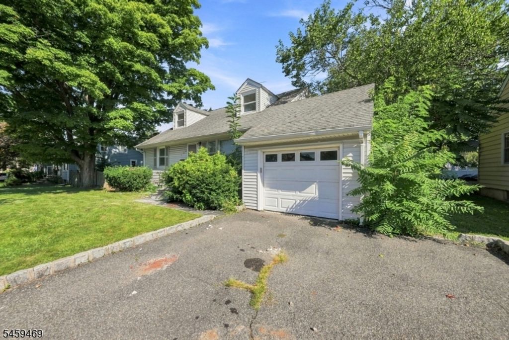 109 W Hanover Ave, Morris Plains Boro, NJ 07950 — photo 2